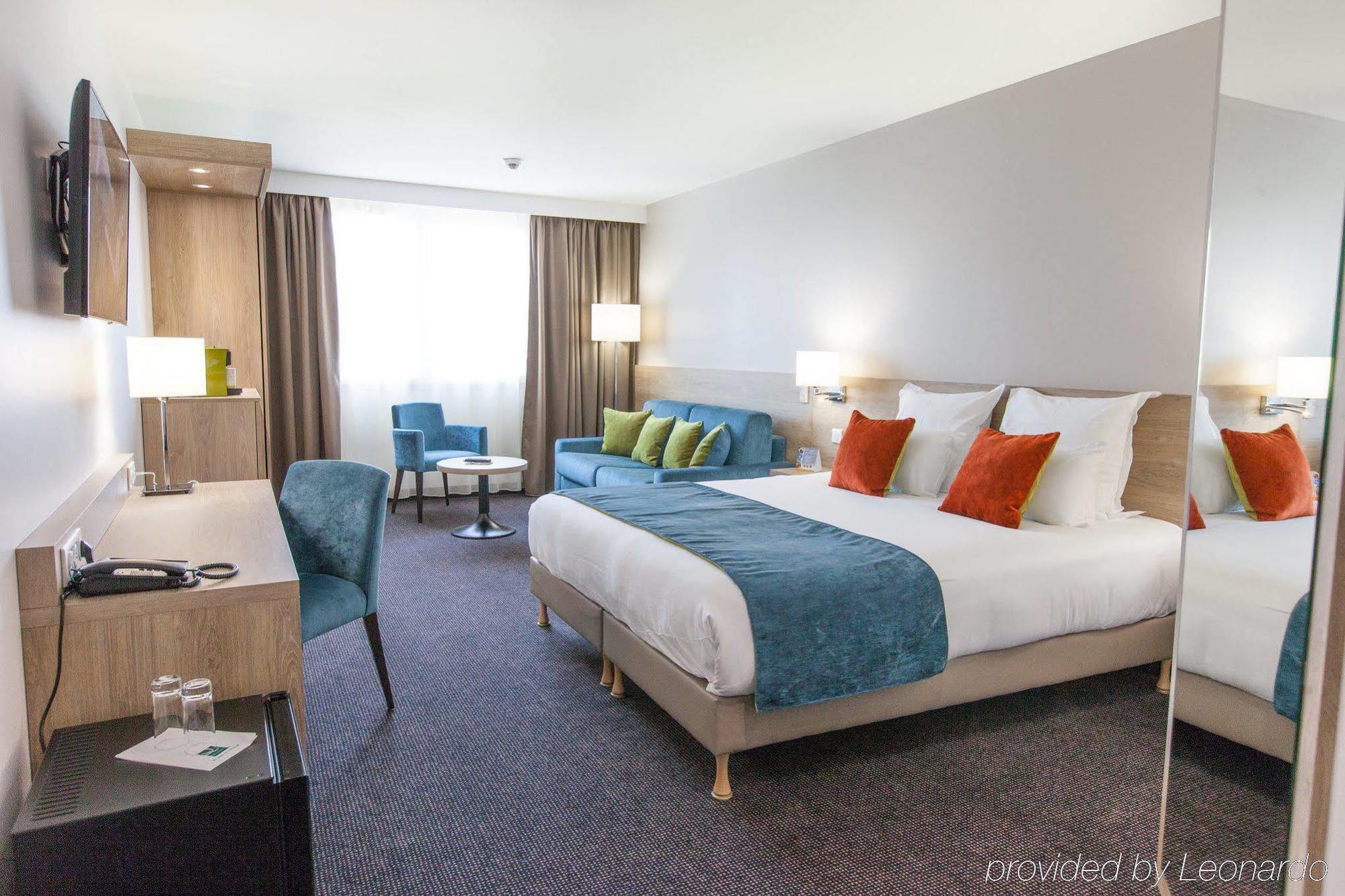 Quality Hotel Bordeaux Pessac Gradignan Bagian luar foto